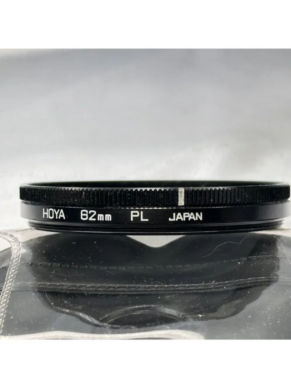 HOYA JAPAN 62mm PL Polarizing Filter SLR DSLR EUC Vintage Clean Vintage